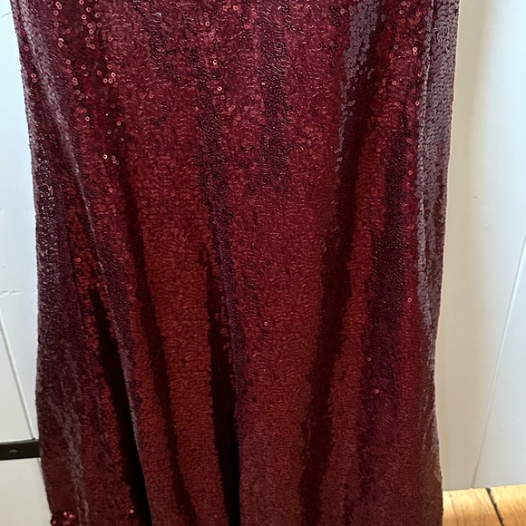 Azazie “Petra” dress in dark red sequins - Picture 6 of 15